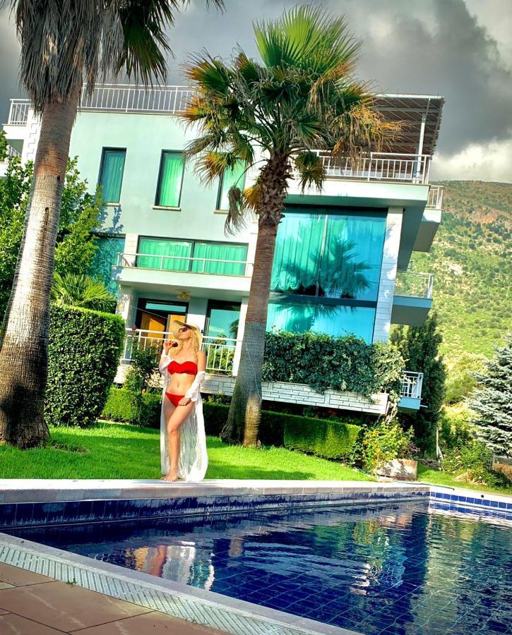 Trajas Family Beach Swimming Pool Villa Luanit מראה חיצוני תמונה
